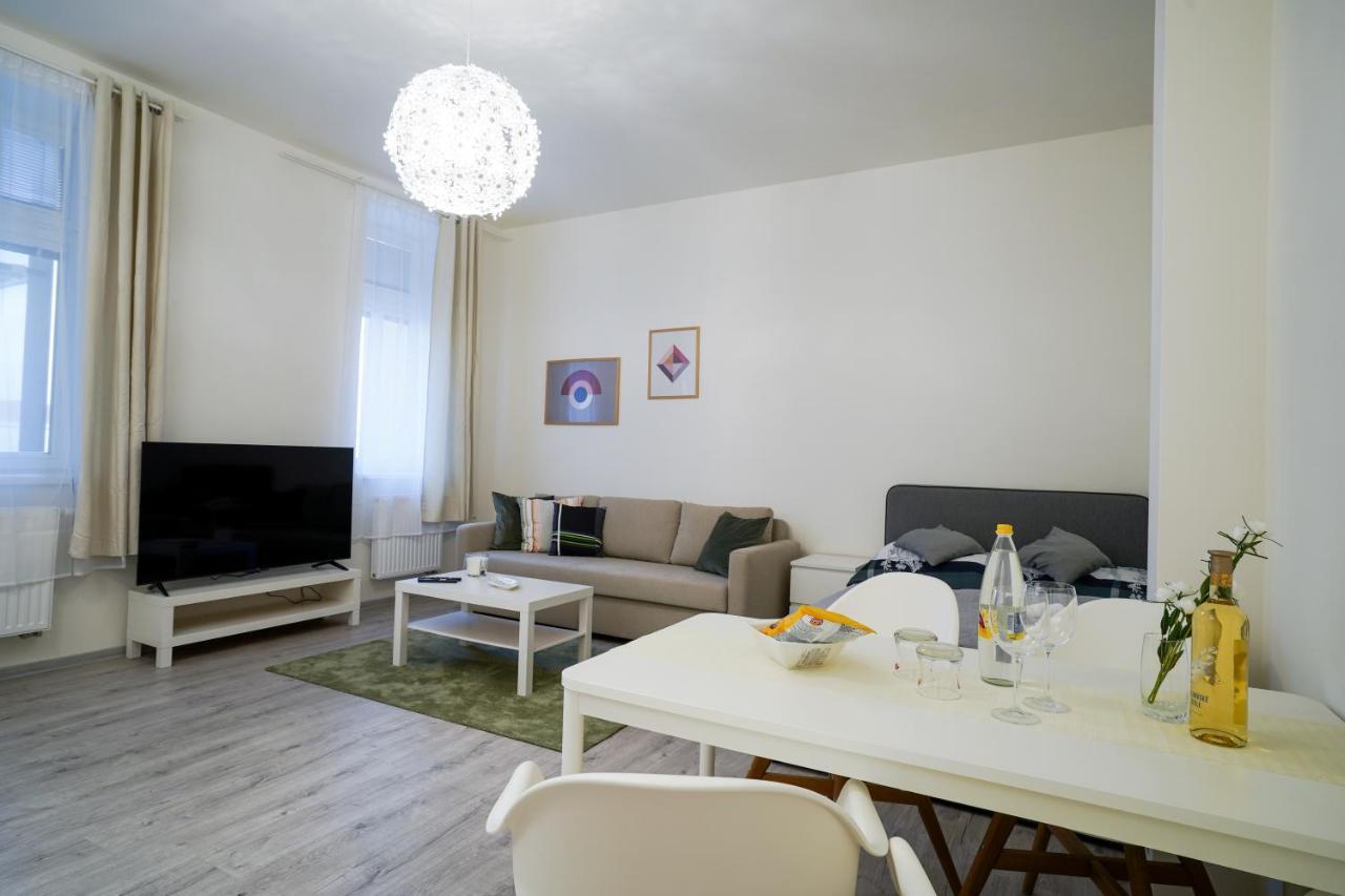 Lucy'S Apartments 2 Оломоуц Екстер'єр фото