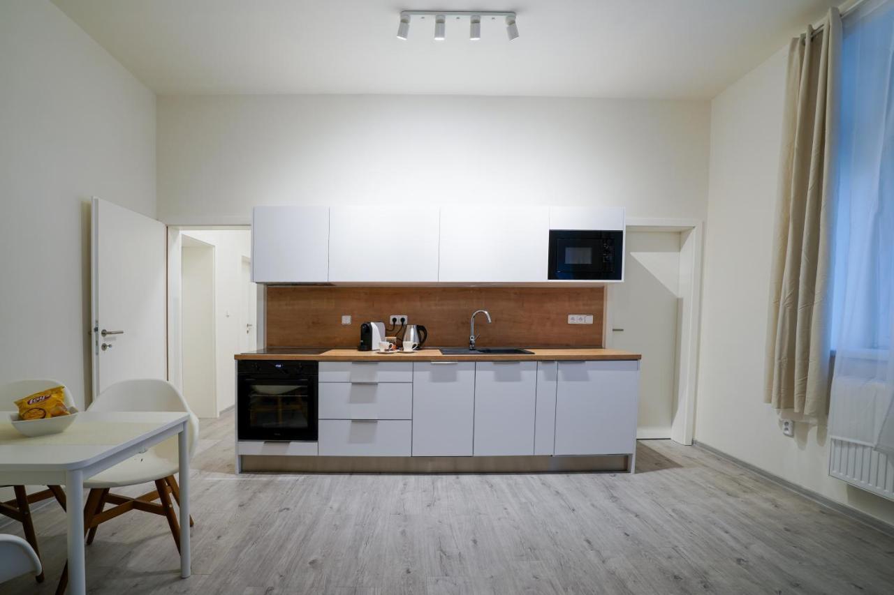 Lucy'S Apartments 2 Оломоуц Екстер'єр фото